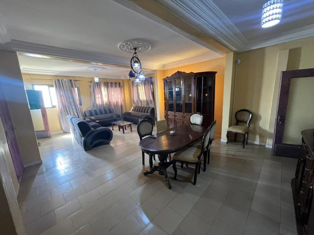 Chez Mimi Hotel Toubab Dialaw Ngoại thất bức ảnh