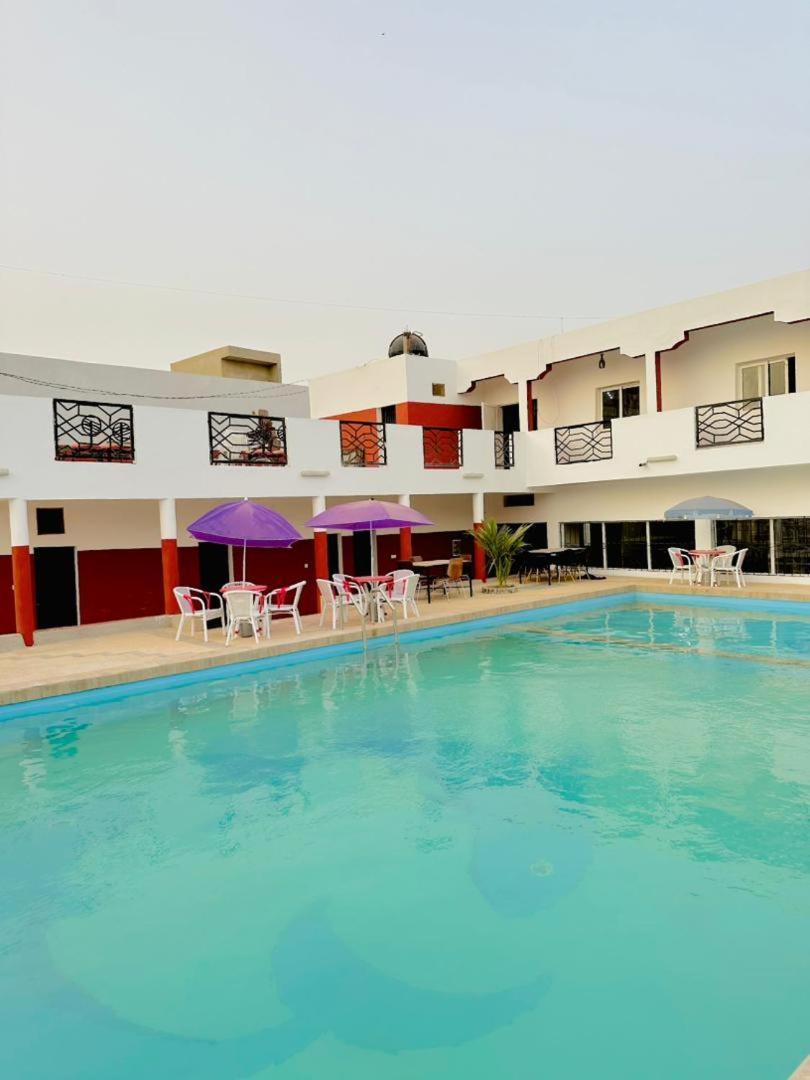 Chez Mimi Hotel Toubab Dialaw Ngoại thất bức ảnh